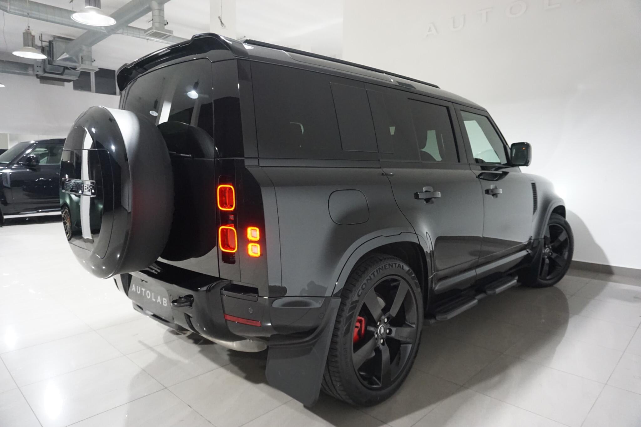 Land Rover Defender 110 3.0 D250 MHEV XS Edition SUV 5dr Diesel Auto 4WD Euro 6 (s/s) (250 ps)